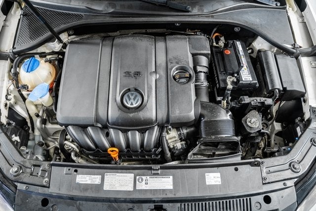 2013 Volkswagen Passat 2.5 SEL Premium